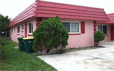 2nd image of 7389 NW 76th Ct