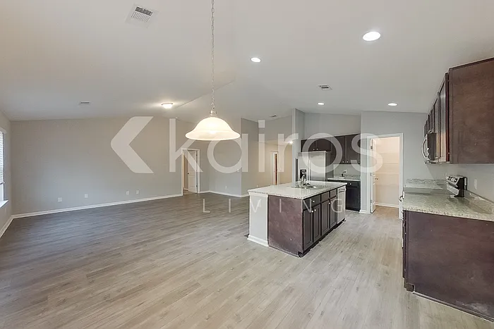 103 Ebenezer Bluff Way — Photo 7