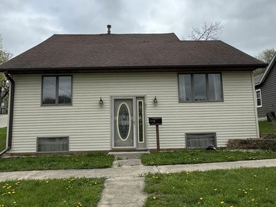 902 River St, Decorah, IA, 52101