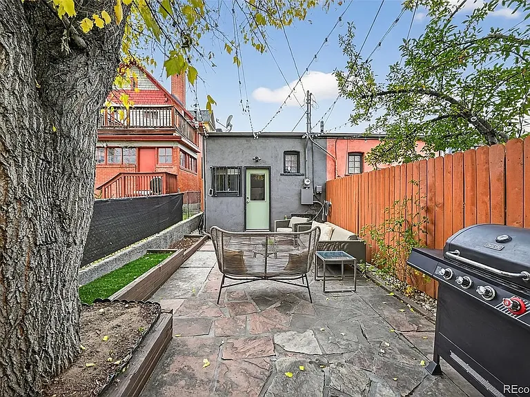 726 Fox St — Photo 28