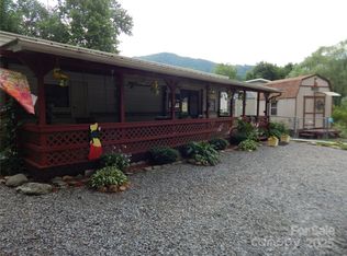 90 Park Pl, Maggie Valley, NC 28751