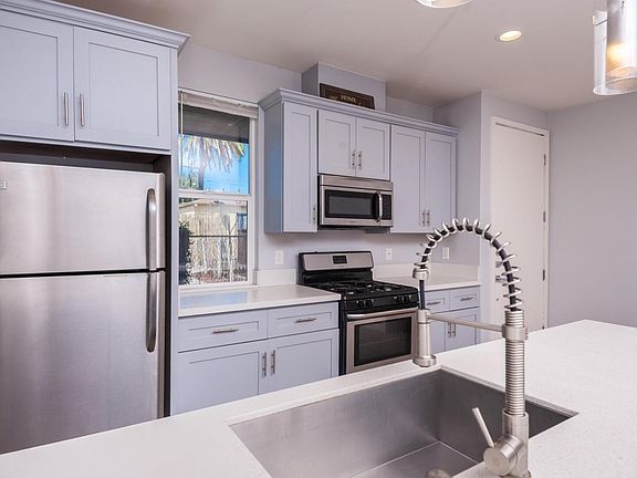 5th image of 3119 Boston Ave #B