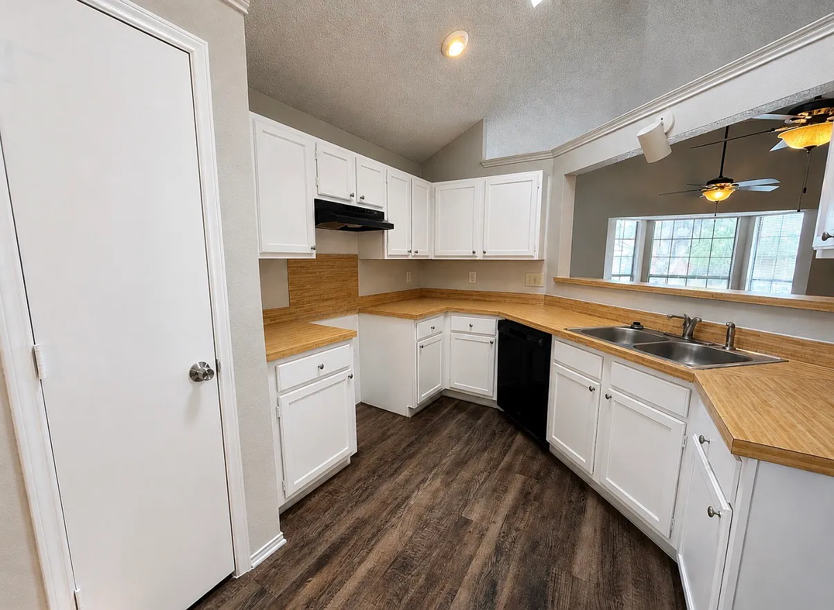 1429 Wheatfield Dr. Mesquite, TX 75149 — Photo 3