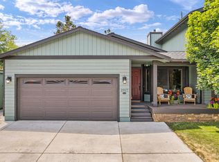 2917 NE Purcell Blvd, Bend, OR 97701