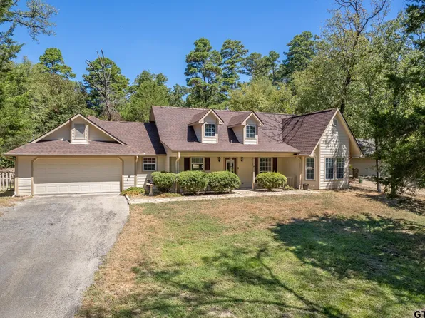 196 W Holly Trl, Holly Lake Ranch, TX 75765