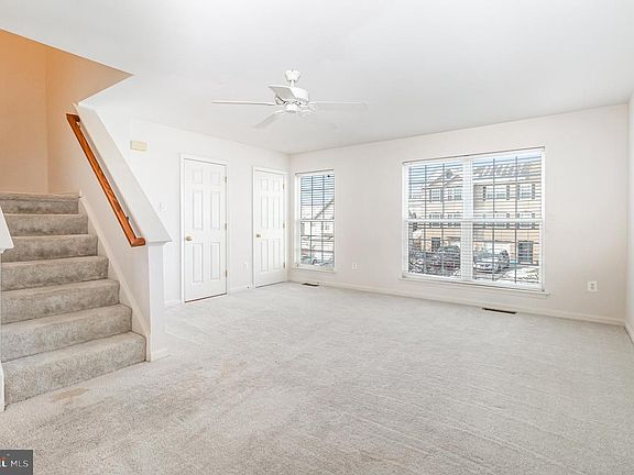 5th image of 7548 Stephen Dr