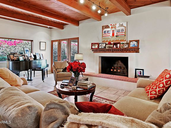 2nd image of 5434 E LINCOLN Drive E #1