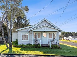 1514 NE 11th St, Lincoln City, OR 97367