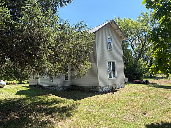 5th image of 6331 Steamburg Rd