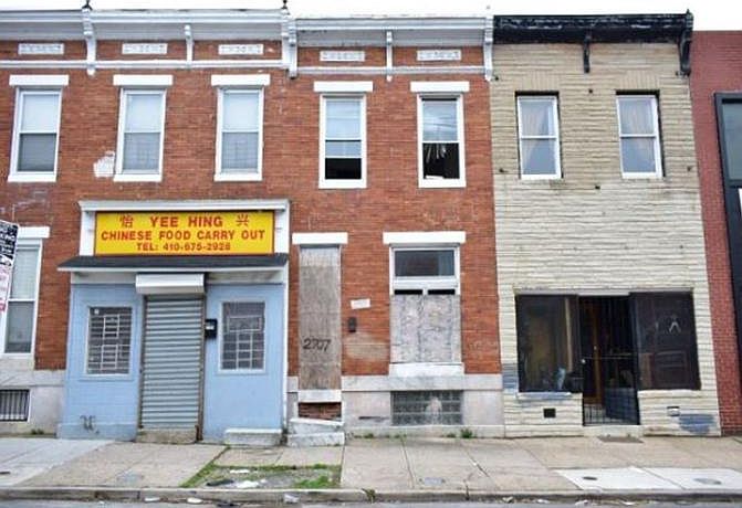 1st image of 2707 E Monument St
