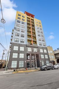 1122 W Catalpa Ave #705, Chicago, IL, 60640