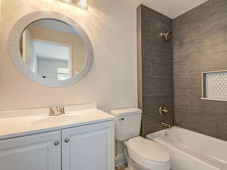 446 Rainbow Springs Ter — Photo 11