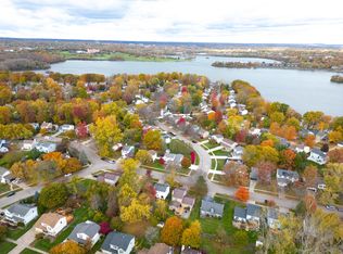 8124 Valleyview Dr, Ypsilanti, MI