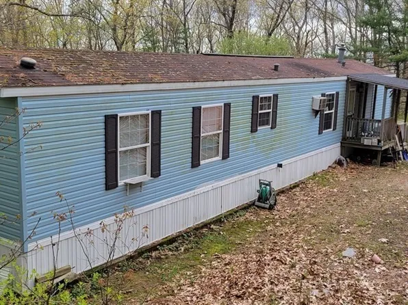 166 Lower Gore Rd, Webster, MA 01570