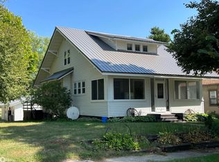 12 S Orange St, Kiron, IA 51448