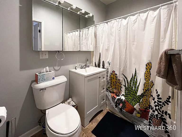 2618 N Wayne Ave #1R — Photo 7
