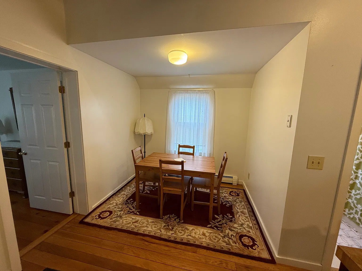 31 Pleasant St — Photo 3