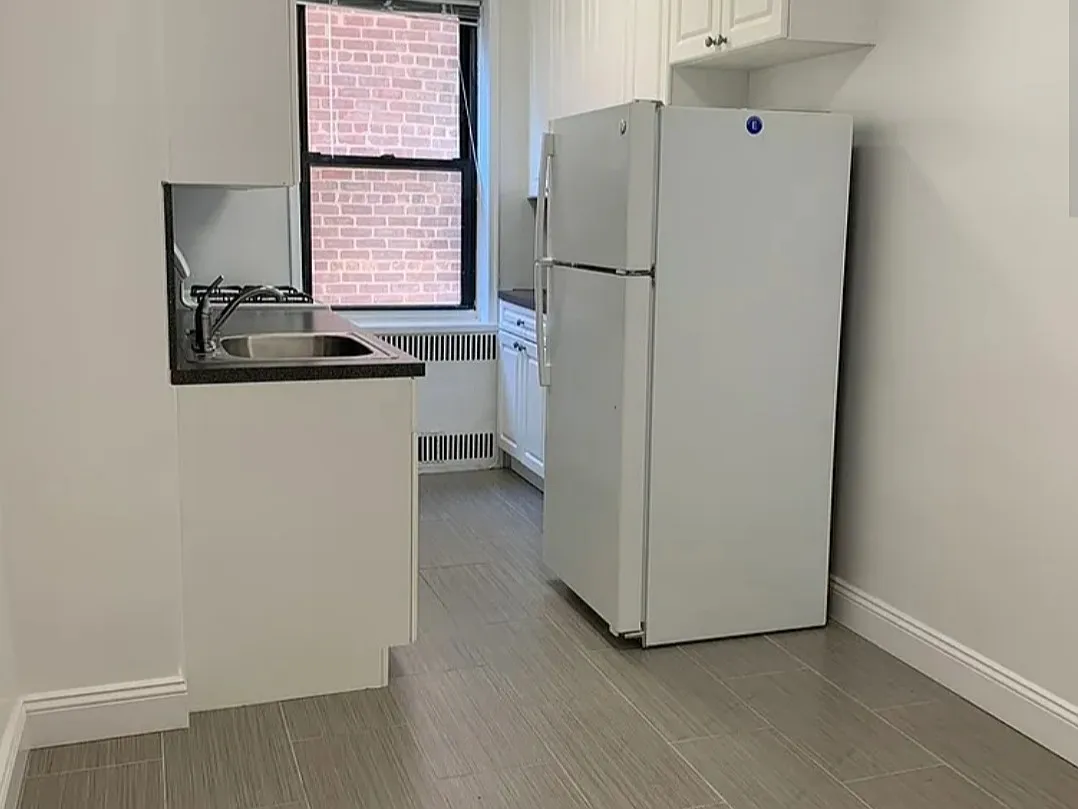 1 bed, 900 sqft, $2,450 — Photo 3