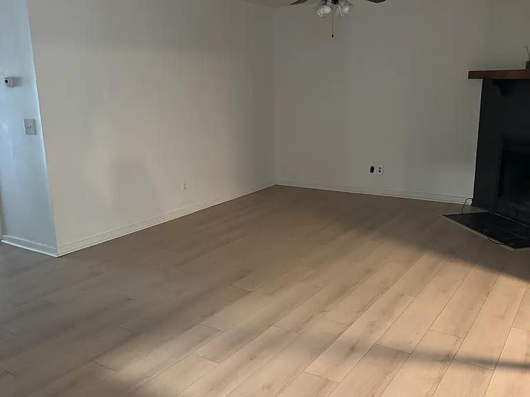 6012 Village Creek Dr #6012 — Photo 10