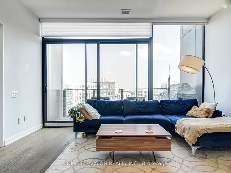 629 King St W #Penthouse 1415 — Photo 10