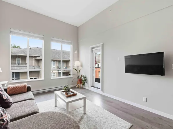20211 66th Ave #E405, Langley, BC V2Y 0L4