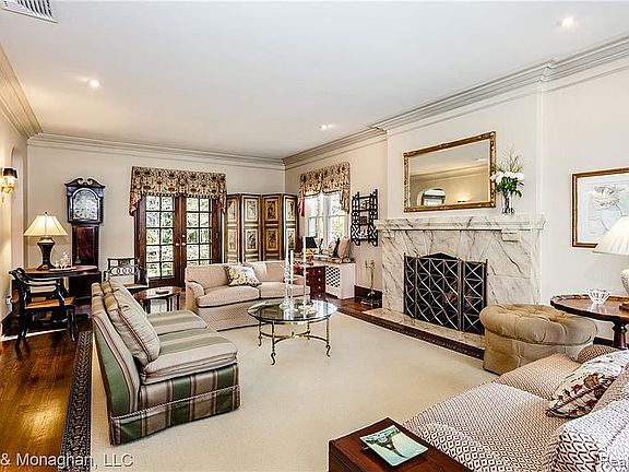 2nd image of 460 Lakeland St
