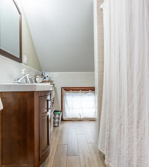 256 Maple St #3 — Photo 6