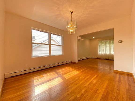 2nd image of 233 Cromwell Ave #2F