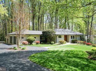 3419 Barkley Dr, Fairfax, VA 22031