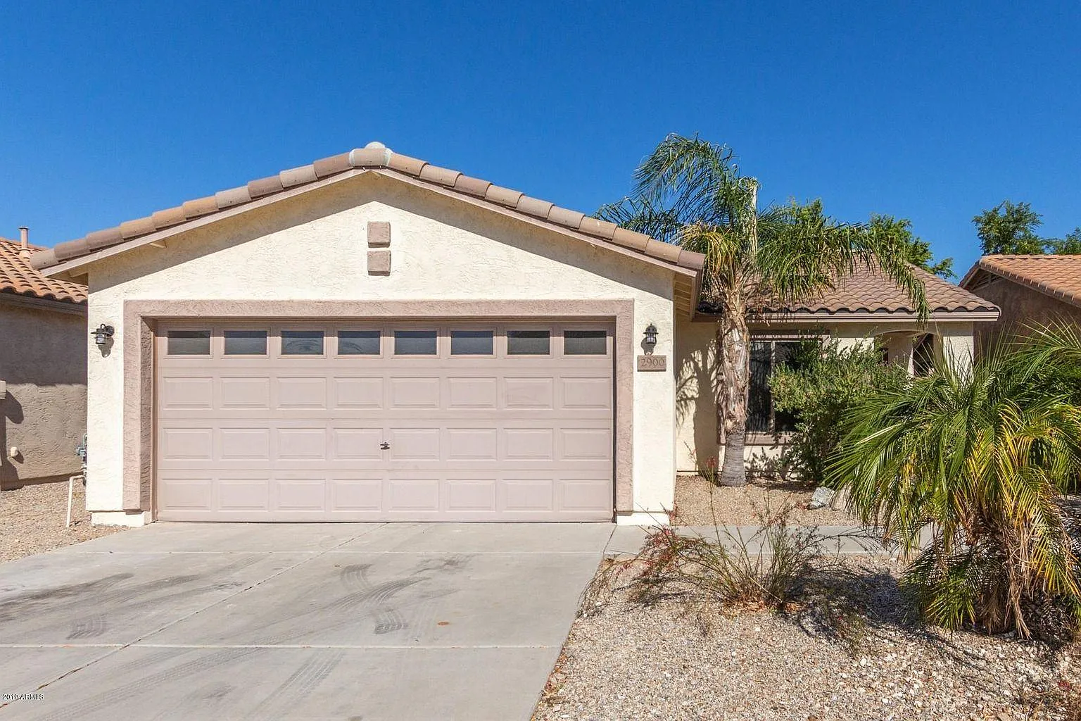 3 bed, 1115 sqft, $2,195 — Photo 1