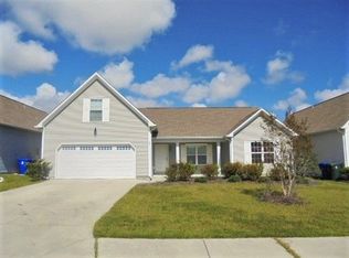 402 Amaryllis Ln, Holly Ridge, NC 28445