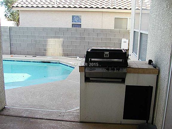 3rd image of 7100 Wonderberry St