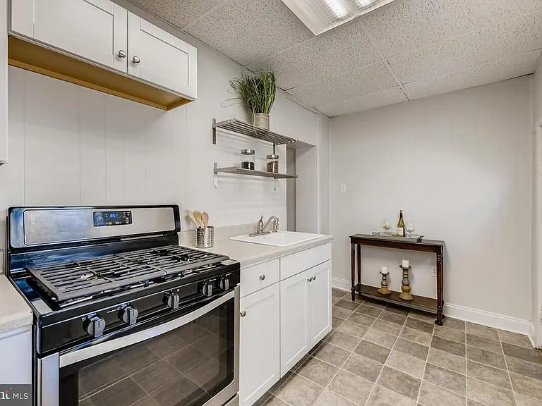 3700 Fait Ave #1 — Photo 8