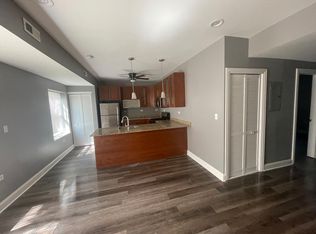 314 W 72nd St, Chicago, IL 60621