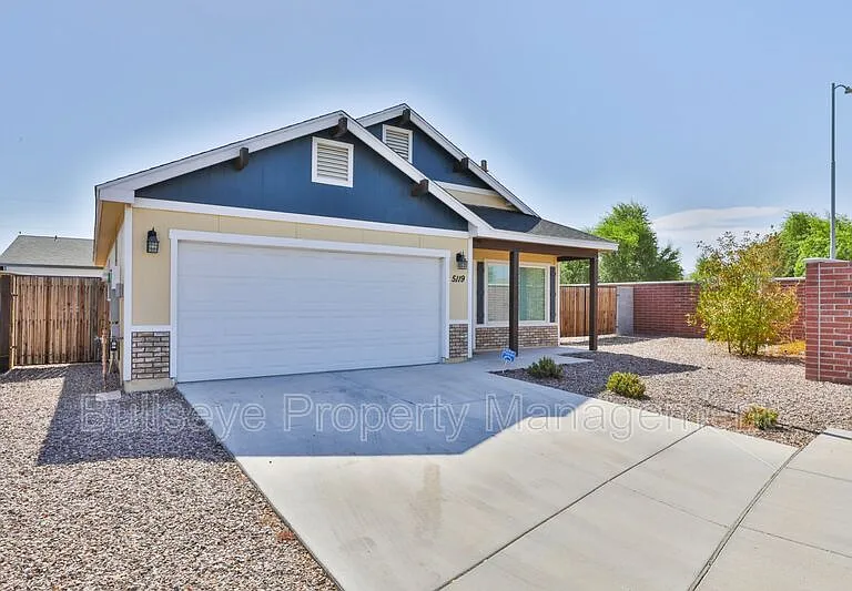 5119 S 11th Pl — Photo 1