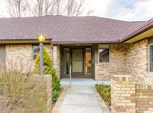 2229 Mapleleaf Dr #50, Midland, MI 48640