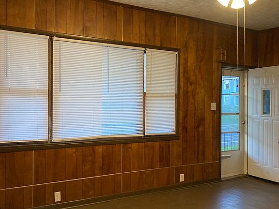 2nd image of 1020 E Main St Unit A