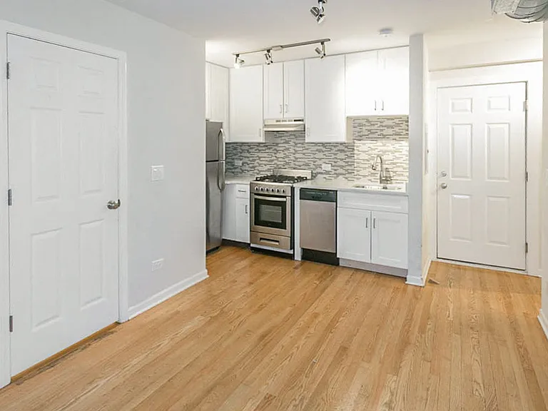 2520 W. Leland — Photo 46