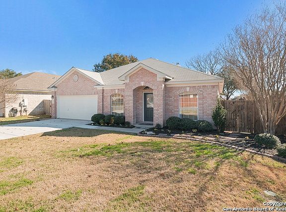 3rd image of 101 Spice Oak Ln