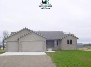 7265 Wood Point, Almont, MI 48003