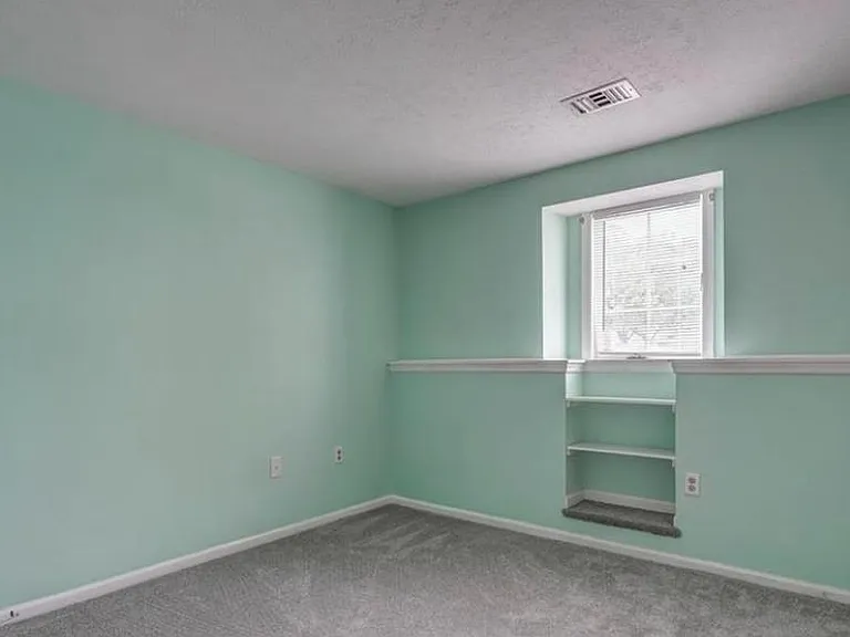 7600 Portadown Ct — Photo 20