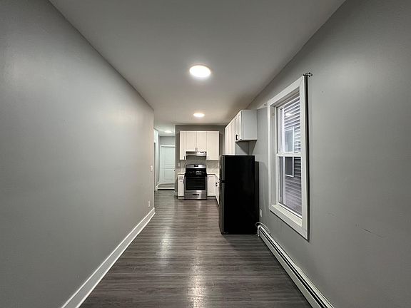 2nd image of 306 Ege Ave #2E