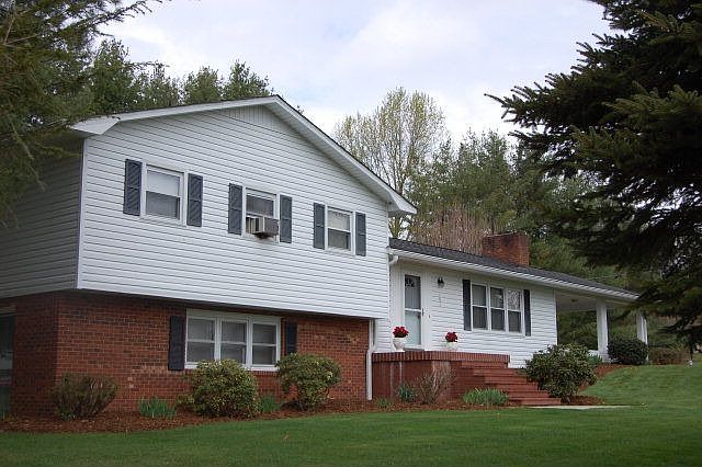 1st image of 195 Rayfield Acres Dr