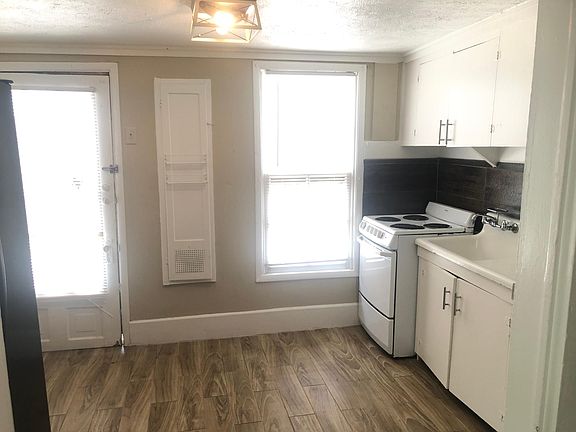 5th image of 1916 Avenue P APT 2