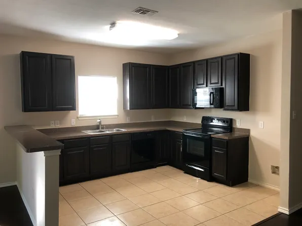 921 Parkplace Rdg #1, Princeton, TX 75407