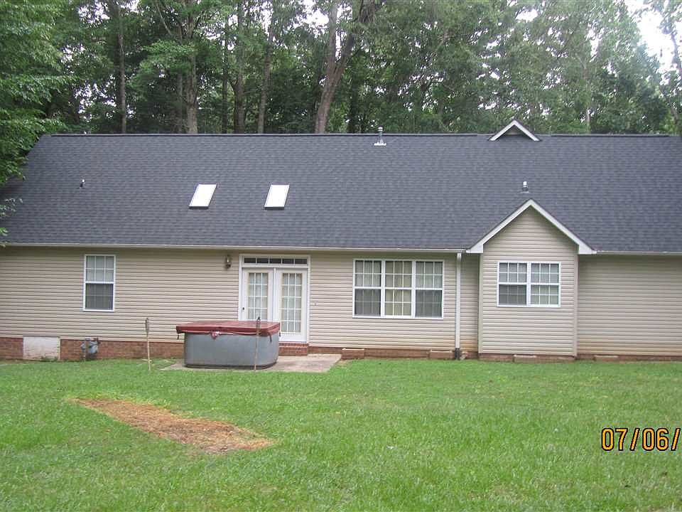 2nd image of 315 Brookside Dr
