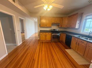160 Jones St #2, Fall River, MA 02720