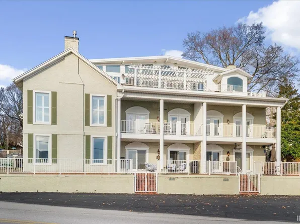 101 E Jennings St APT A, Newburgh, IN 47630