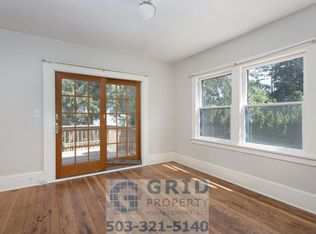 5035 SW Nevada Ct, Portland, OR 97219