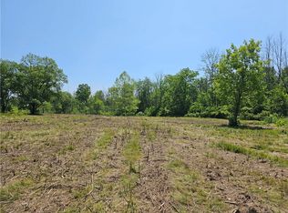 4522 County Line Rd #111, Macedon, NY 14502